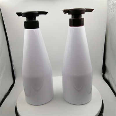 De witte Flessen van de Kleuren500ml Plastic Automaat met Pomp 24/410