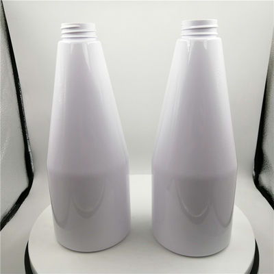 De witte Flessen van de Kleuren500ml Plastic Automaat met Pomp 24/410