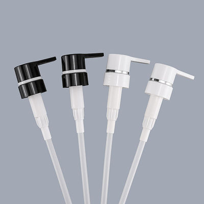 De navulbare Pomp van de Flessen Witte Plastic Zeep met Chrome rond Rand